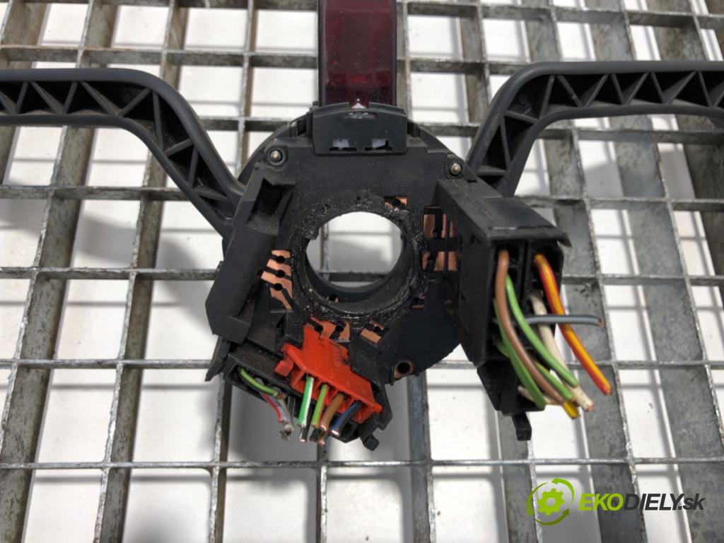 VW TRANSPORTER T4 Skrzynia 1991 57 kW 2.4 D 2370 Prepínač kombinovaný  (Prepínacie páčky pod volantom)