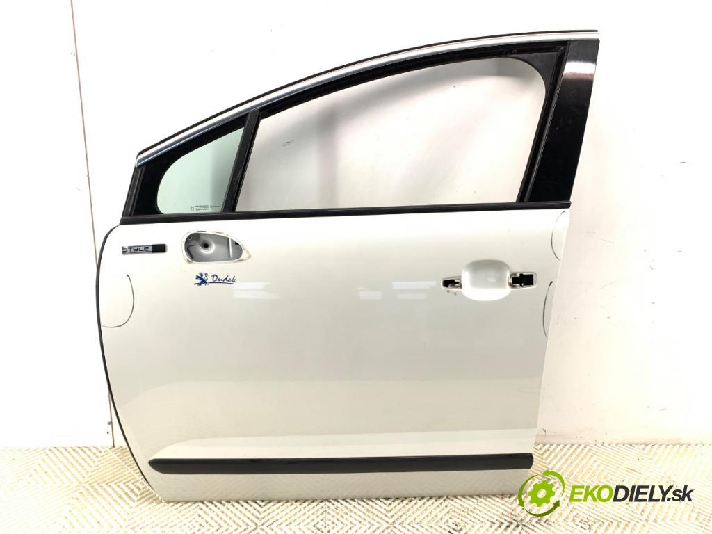 PEUGEOT 3008 nadwozie wielkoprzestrzenne (MPV) 2014 84 kW 1.6 HDi 1560 dveře levý přední část 