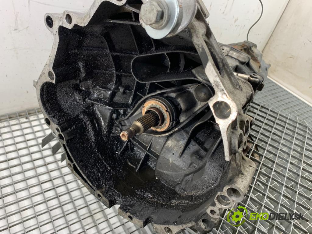 VW PASSAT B5 FL sedan 2002 96 kW 1.9 TDI 4motion 1896 Prevodovka 01E301103K (Prevodovka)