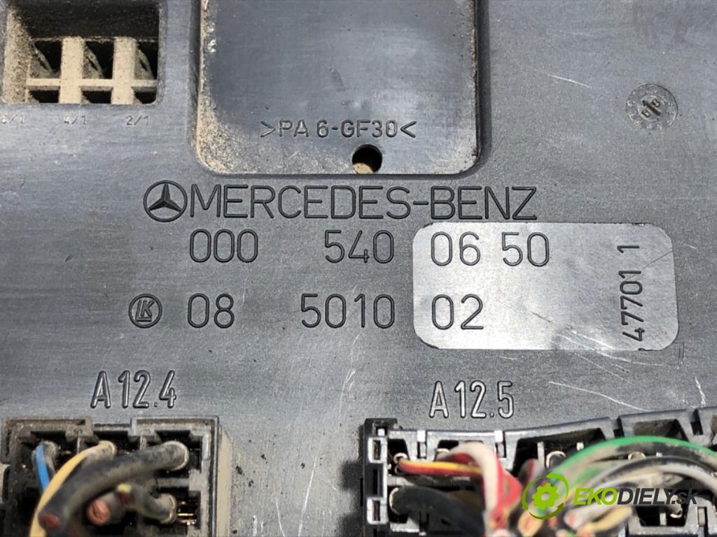 MERCEDES-BENZ W638 Autobus 2000 60 kW 108 CDI 2.2 (638.194) 2148 skříňka poistková 0005400650 (Pojistková skříňka)