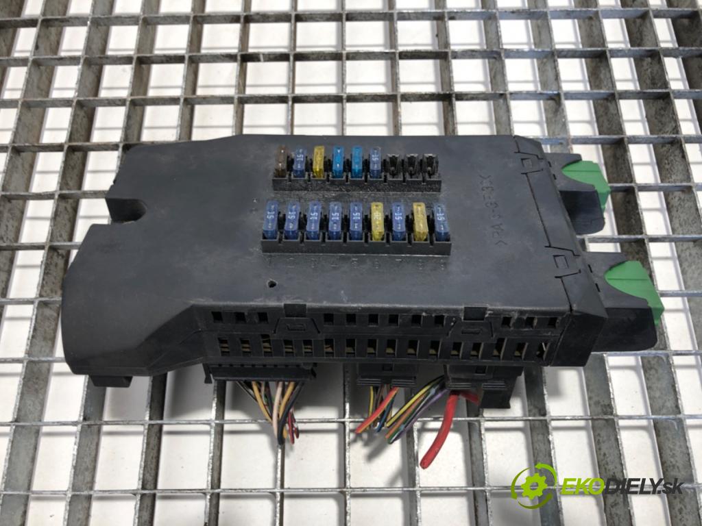 MERCEDES-BENZ W638 Autobus 2000 60 kW 108 CDI 2.2 (638.194) 2148 skříňka poistková 0005400650 (Pojistková skříňka)