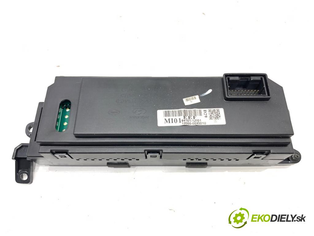 HYUNDAI i20 liftback 2009 57 kW 1.2 1248 Dislpej 194101-1J001 (Prístrojová doska)