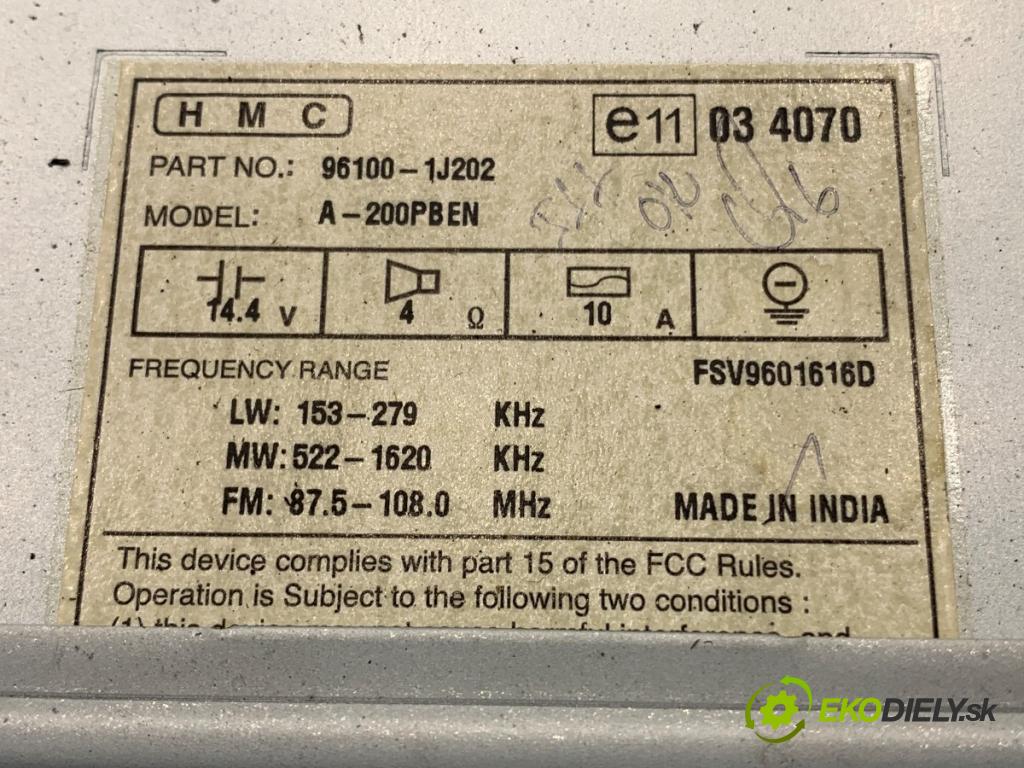 HYUNDAI i20 liftback 2009 57 kW 1.2 1248 RADIO 96100-1J202 (Audio zařízení)