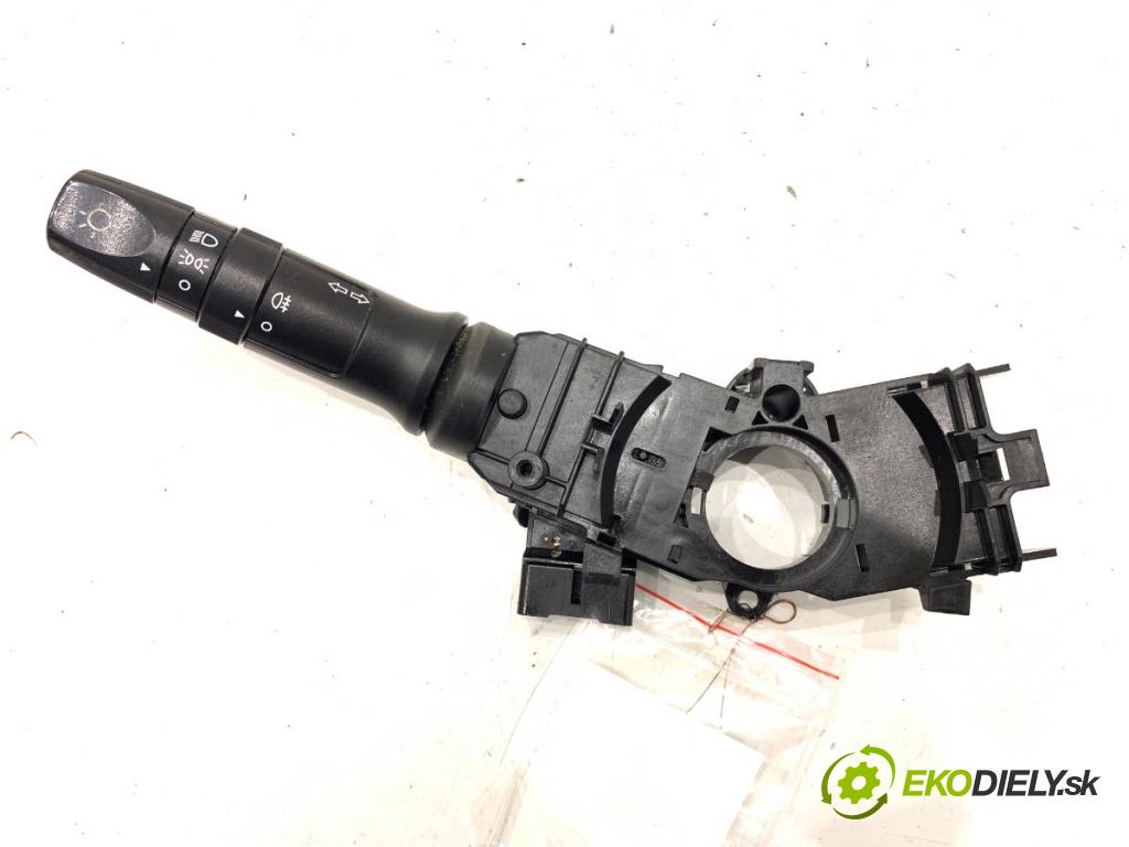 HYUNDAI i20 liftback 2009 57 kW 1.2 1248 Prepínač smeroviek 93410-1J100 (Prepínacie páčky pod volantom)