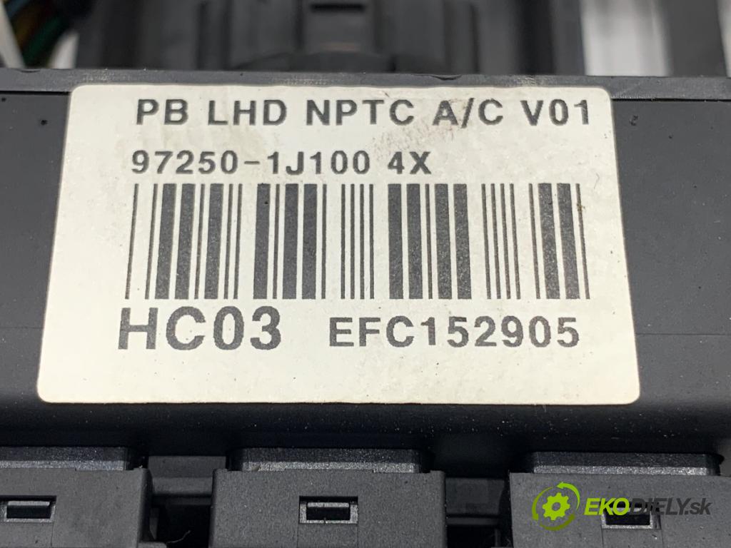 HYUNDAI i20 liftback 2009 57 kW 1.2 1248 Panel ovládania kúrenia 97250-1J100 (Prepínacie páčky pod volantom)