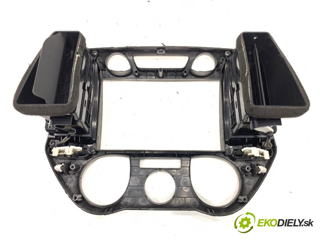 HYUNDAI i20 liftback 2009 57 kW 1.2 1248 mří topení přední část
