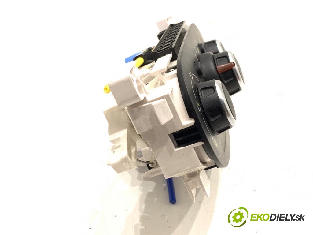 DACIA SANDERO II liftback 2017 54 kW 1.0 SCe 75 998 Panel ovládania kúrenia T83703A (Prepínacie páčky pod volantom)