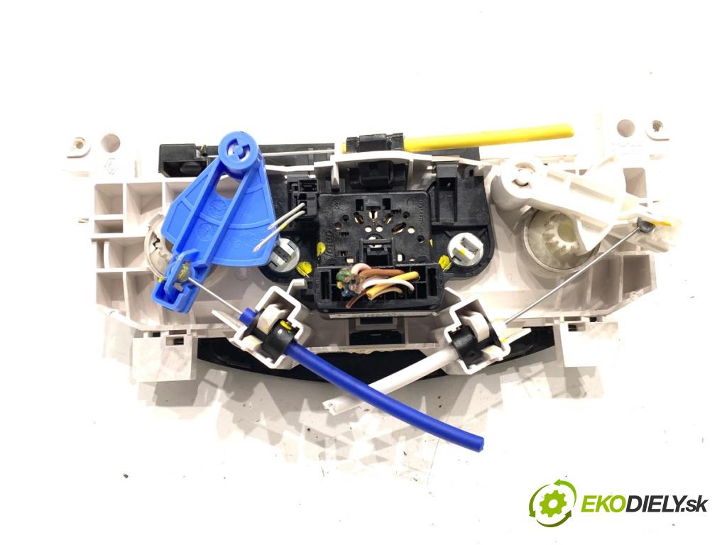 DACIA SANDERO II liftback 2017 54 kW 1.0 SCe 75 998 Panel ovládania kúrenia T83703A (Prepínacie páčky pod volantom)