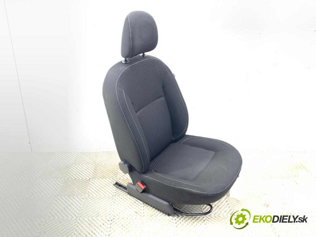 DACIA SANDERO II liftback 2017 54 kW 1.0 SCe 75 998 sedadlo levý přední část