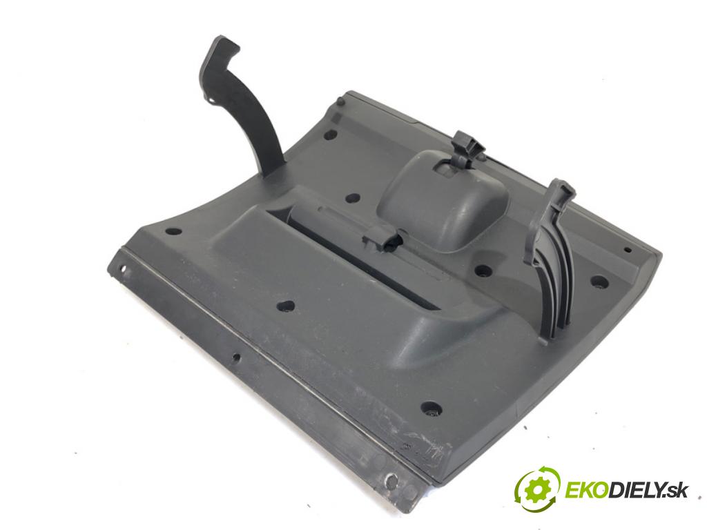 DACIA SANDERO II liftback 2017 54 kW 1.0 SCe 75 998 Priehradka, kastlík spolujazdca  (Priehradka (kastlík))