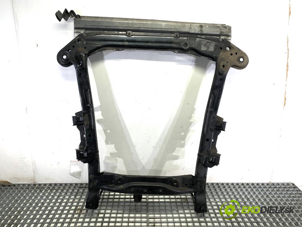 DACIA SANDERO II liftback 2017 54 kW 1.0 SCe 75 998 výztuha pod motor  (Přední výztuha)