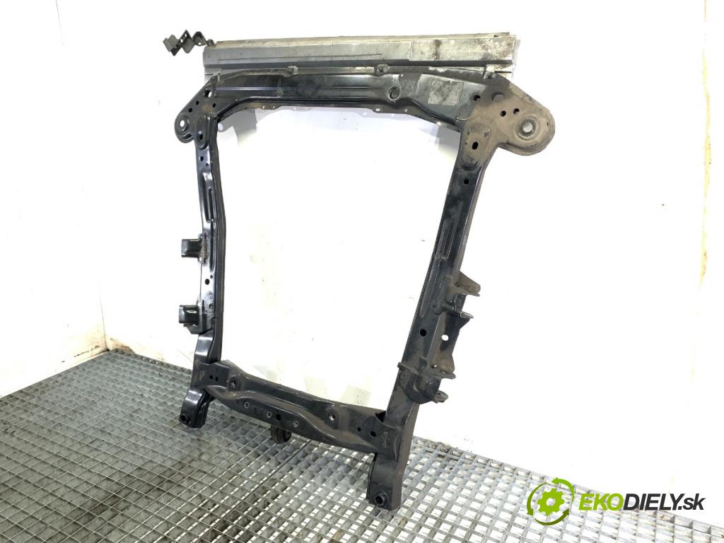 DACIA SANDERO II liftback 2017 54 kW 1.0 SCe 75 998 výztuha pod motor  (Přední výztuha)