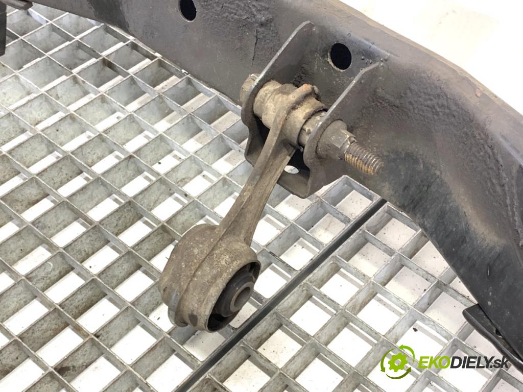 DACIA SANDERO II liftback 2017 54 kW 1.0 SCe 75 998 výztuha pod motor  (Přední výztuha)