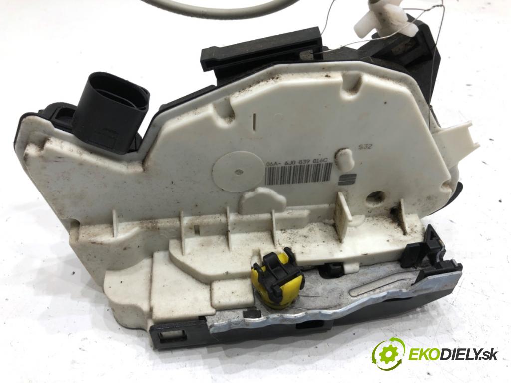 SEAT IBIZA IV liftback 2011 55 kW 1.2 TDI 1199 zámok dveře pravý zadní část 6J0839016C