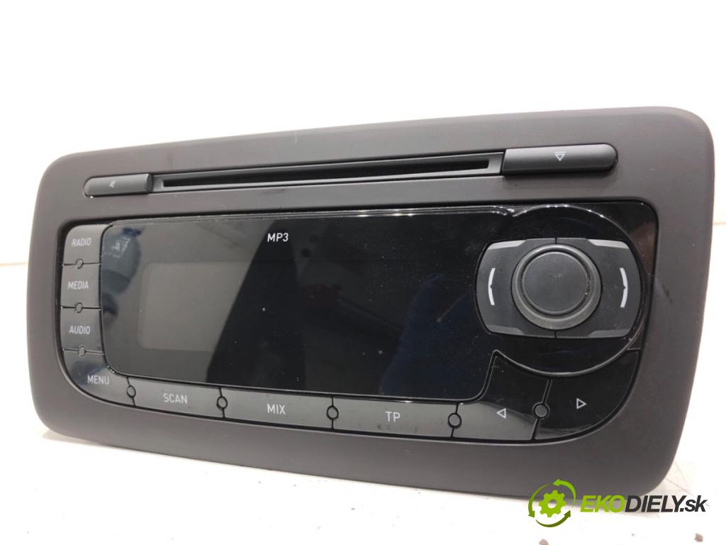 SEAT IBIZA IV liftback 2011 55 kW 1.2 TDI 1199 RADIO  (Audio zariadenie)