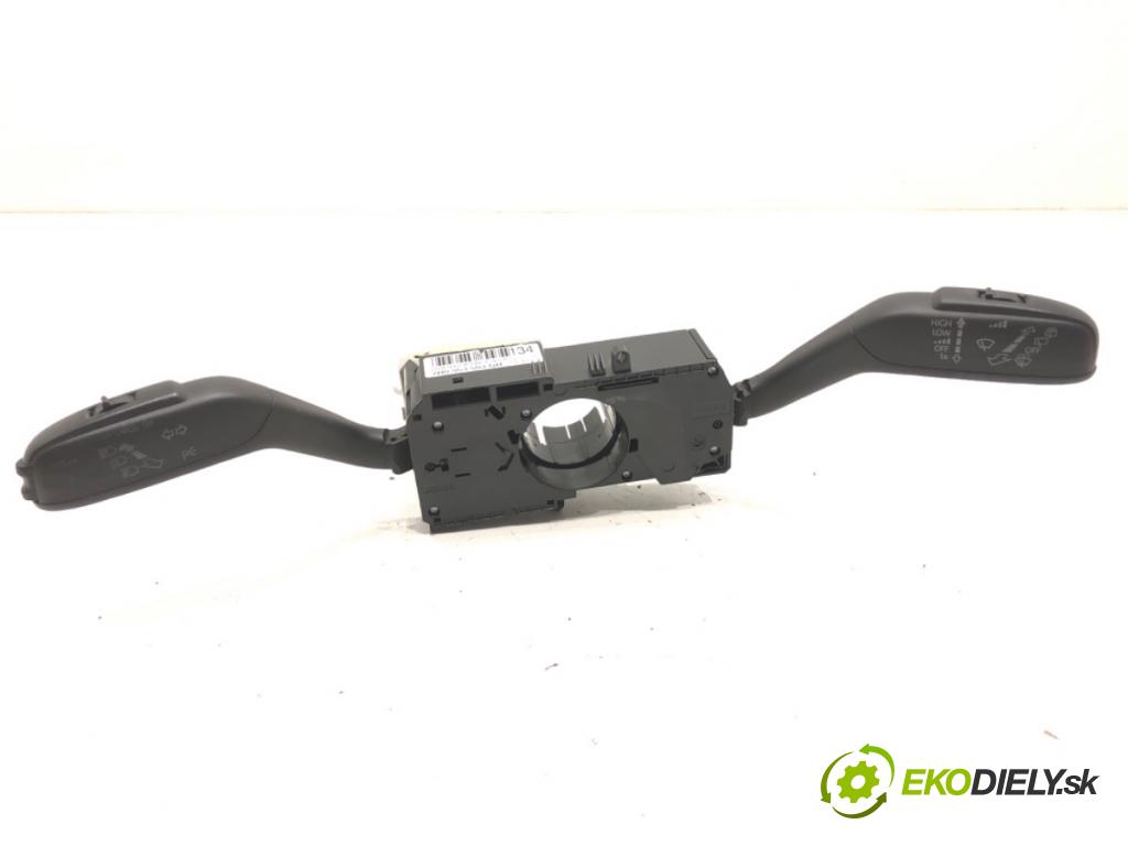 SEAT IBIZA IV liftback 2011 55 kW 1.2 TDI 1199 Prepínač kombinovaný 7H0953503GH (Prepínacie páčky pod volantom)