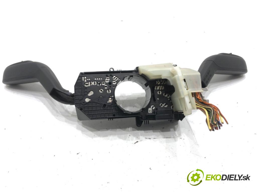 SEAT IBIZA IV liftback 2011 55 kW 1.2 TDI 1199 Prepínač kombinovaný 7H0953503GH (Prepínacie páčky pod volantom)