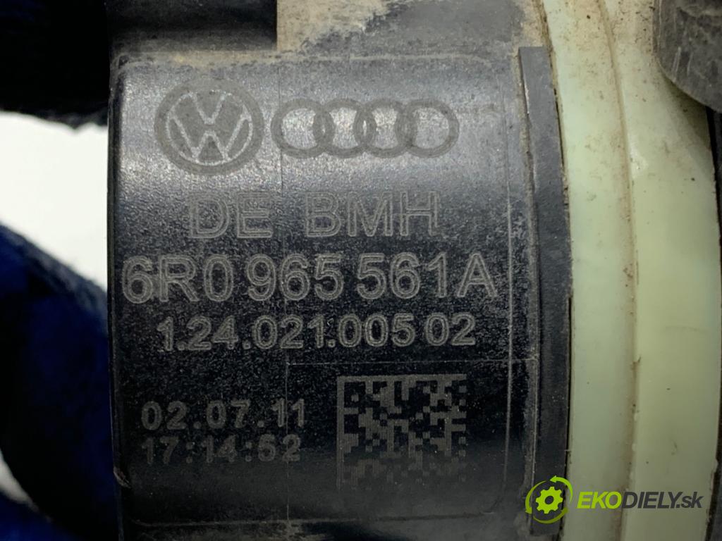 SEAT IBIZA IV liftback 2011 55 kW 1.2 TDI 1199 DALŠÍ: Pumpa vody 6R0965561A (Vodná pumpa)
