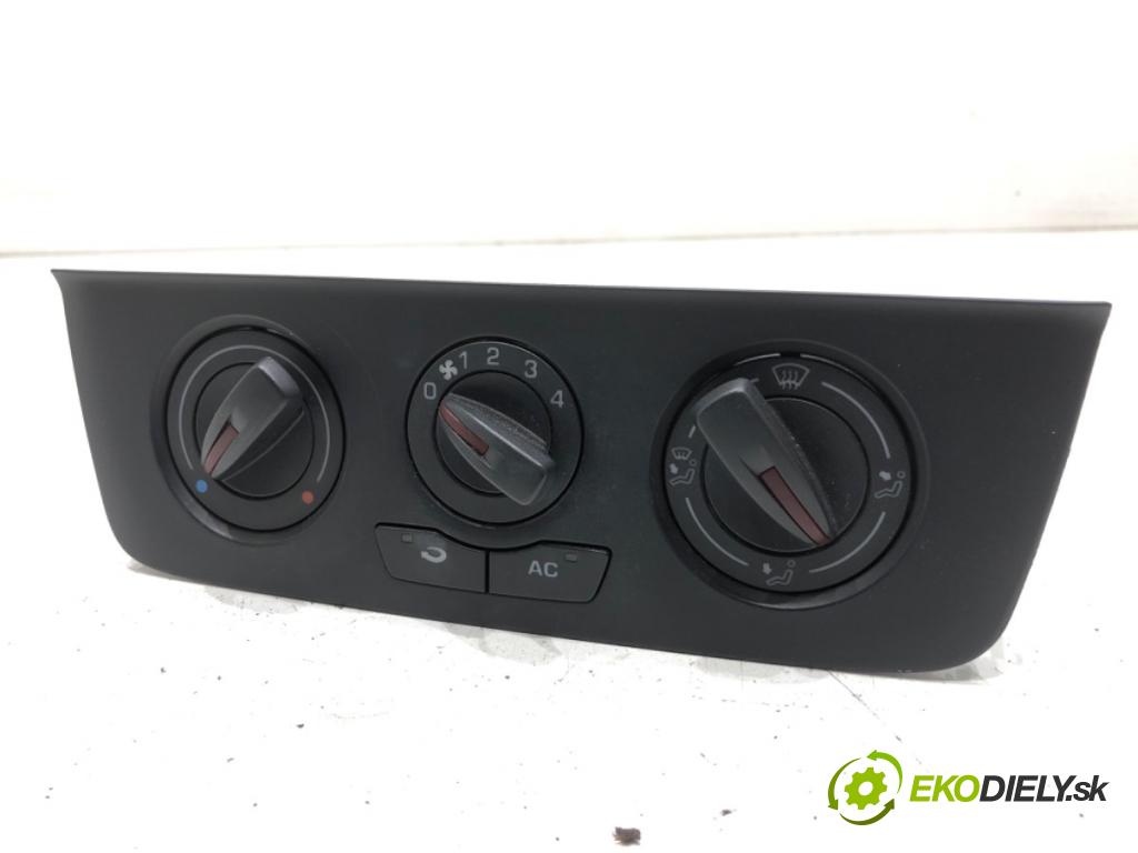SEAT IBIZA IV liftback 2011 55 kW 1.2 TDI 1199 Panel ovládania kúrenia 6J0820045A (Prepínacie páčky pod volantom)
