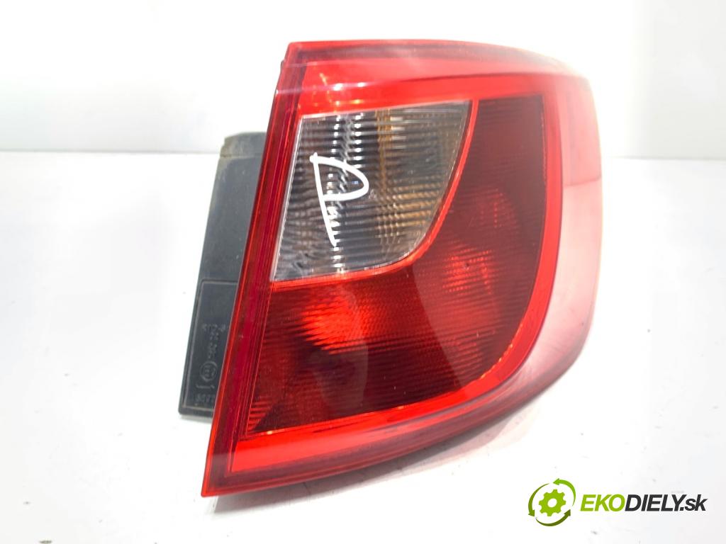 SEAT IBIZA IV liftback 2011 55 kW 1.2 TDI 1199 světlo pravý zadní část 6J8945096C