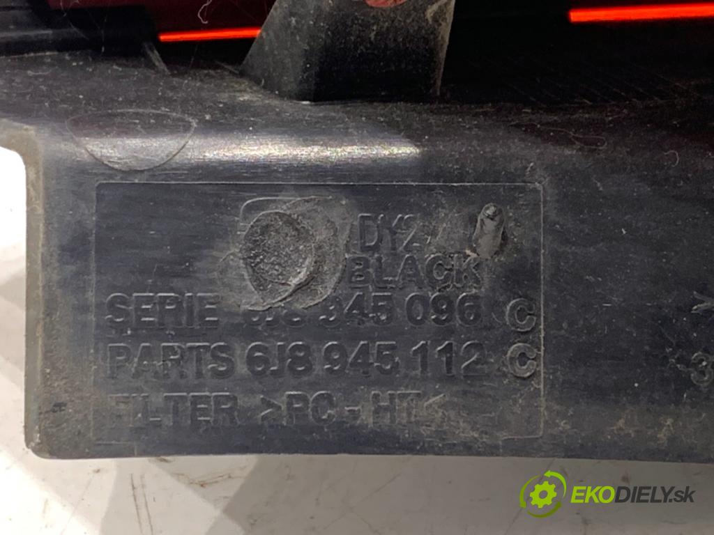SEAT IBIZA IV liftback 2011 55 kW 1.2 TDI 1199 světlo pravý zadní část 6J8945096C