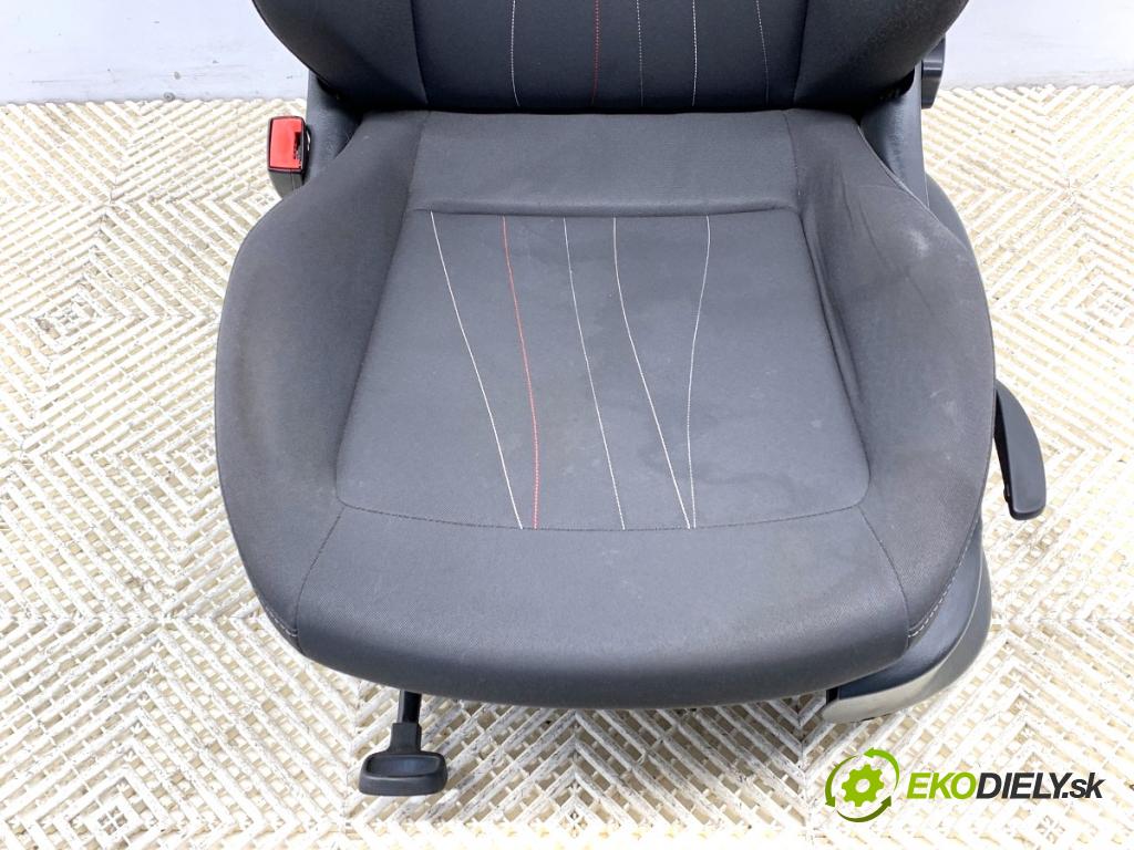 SEAT IBIZA IV liftback 2011 55 kW 1.2 TDI 1199 Sedadlo ľavy predný