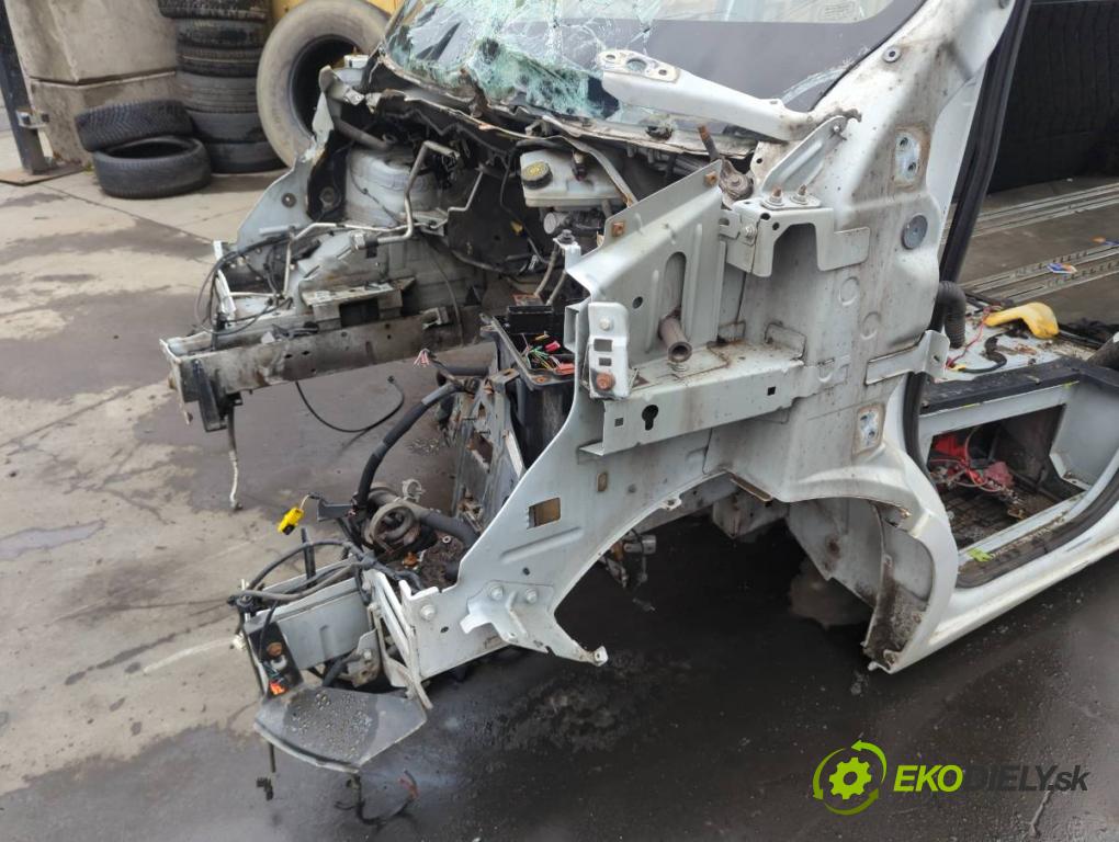 RENAULT MASTER III Autobus 2019 125 kW 2.3 dCi 170 FWD (JV0L) 2298 KAROSERIA ČTVRŤÁK blatník zadní část levý pravý práh střecha PODŁUŻNICA levý pravý