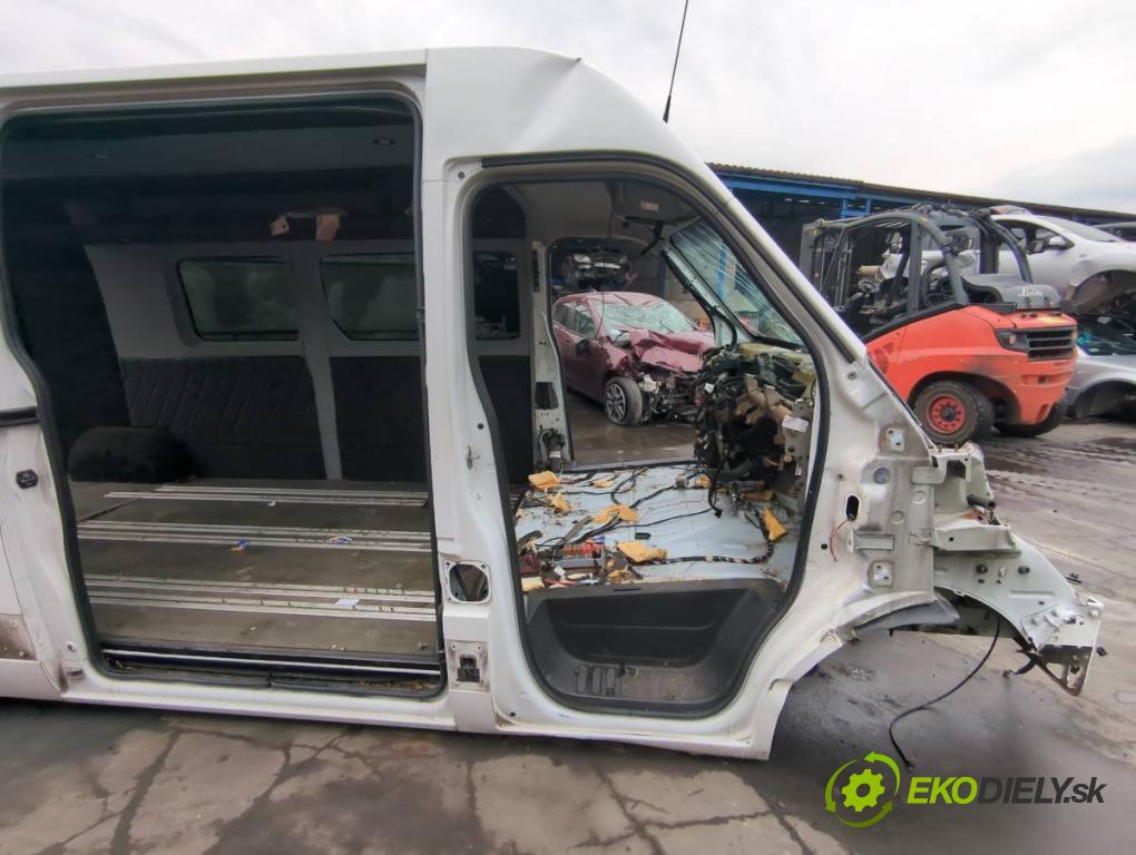RENAULT MASTER III Autobus 2019 125 kW 2.3 dCi 170 FWD (JV0L) 2298 KAROSERIA ČTVRŤÁK blatník zadní část levý pravý práh střecha PODŁUŻNICA levý pravý