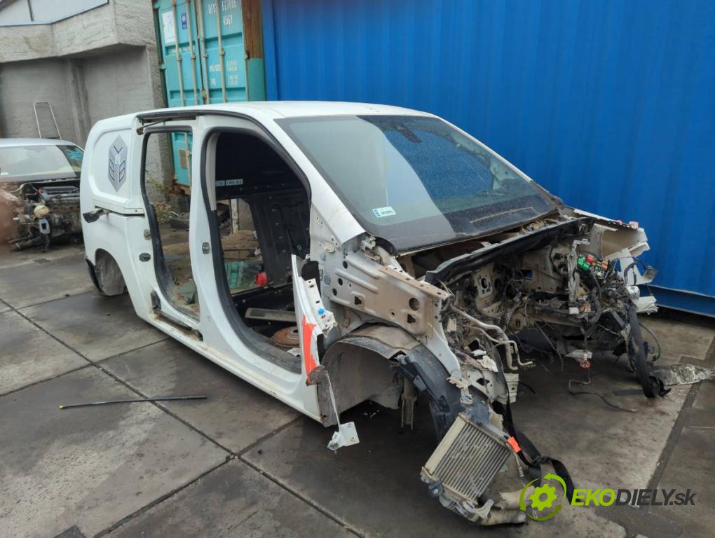 CITROEN BERLINGO III nadwozie wielkoprzestrzenne (MPV) 2019 73 kW 1.6 BlueHDi 100 1560 KAROSERIA ČTVRŤÁK blatník zadní část levý pravý práh střecha PODŁUŻNICA levý pravý 