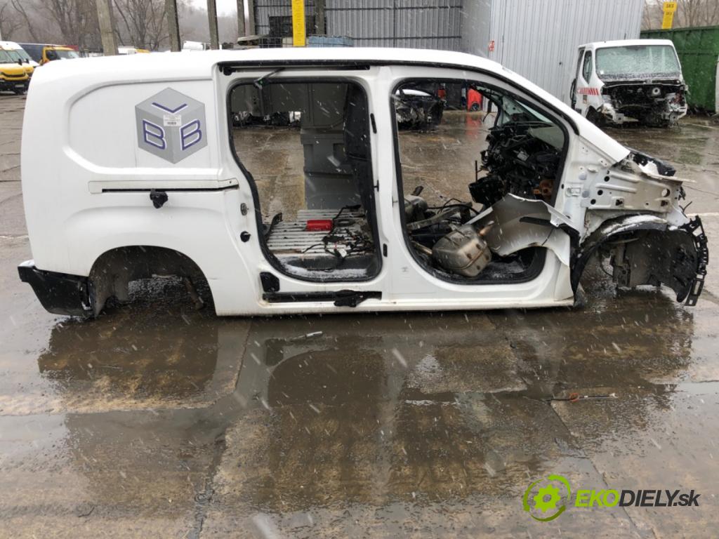 CITROEN BERLINGO III nadwozie wielkoprzestrzenne (MPV) 2019 73 kW 1.6 BlueHDi 100 1560 KAROSERIA ČTVRŤÁK blatník zadní část pravý práh střecha PODŁUŻNICA levý pravý 
