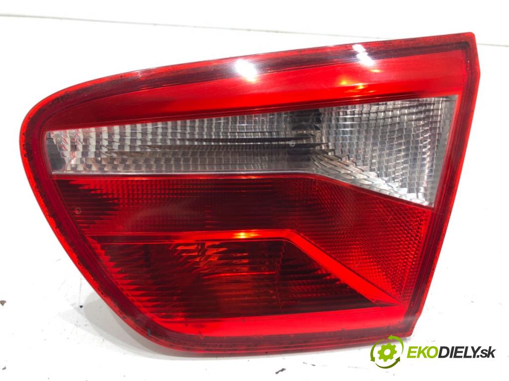 SEAT IBIZA IV liftback 2011 55 kW 1.2 TDI 1199 světlo pravý zadní část vnitřní 6J8945094