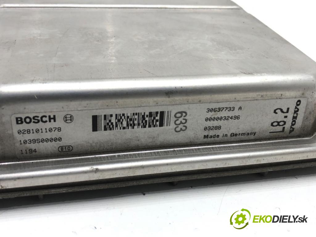 VOLVO S60 I sedan 2003 120 kW 2.4 D5 2401 riadiaca jednotka Motor 30637733A (Riadiaca jednotka)