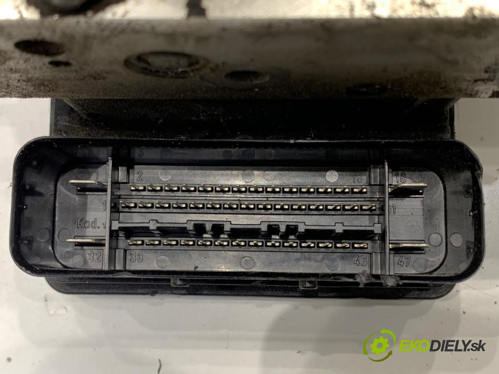 VOLVO S60 I sedan 2003 120 kW 2.4 D5 2401 Pumpa ABS P08671225 (Pumpa ABS)