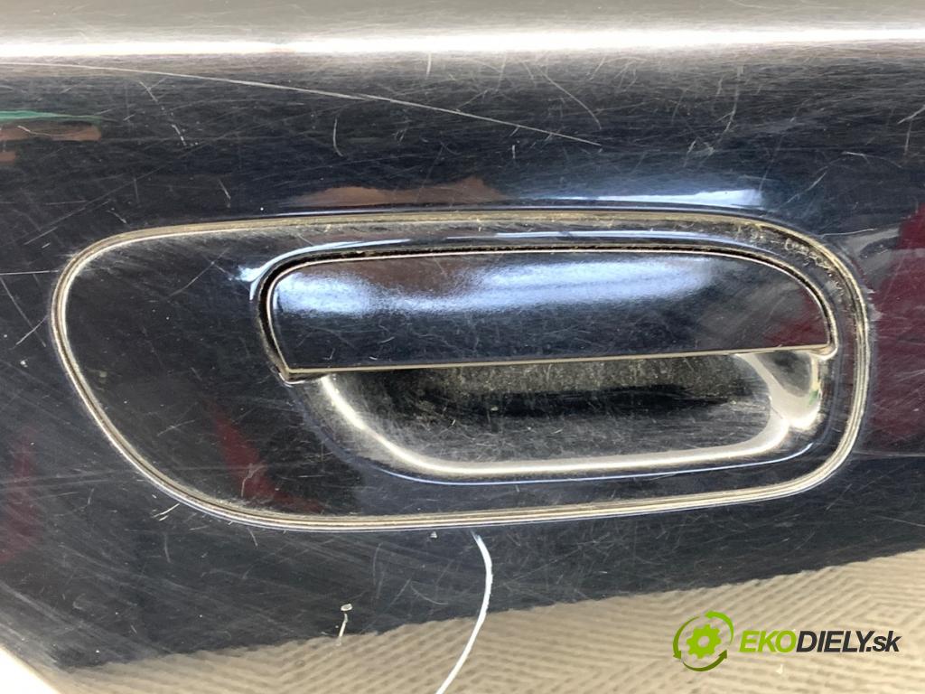 VOLVO S60 I sedan 2003 120 kW 2.4 D5 2401 dveře pravý zadní část
