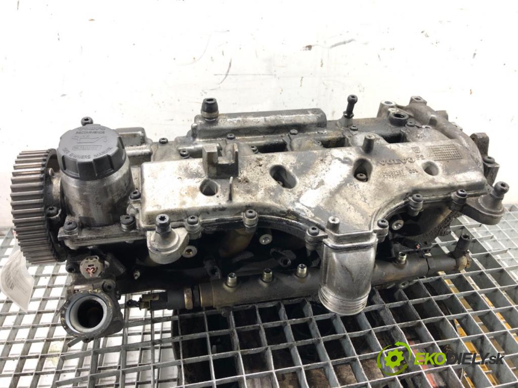 VOLVO S60 I sedan 2003 120 kW 2.4 D5 2401 Hlava valcov 08692397 (Hlava valcov)