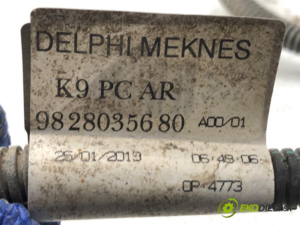 CITROEN BERLINGO III nadwozie wielkoprzestrzenne (MPV) 2019 73 kW 1.6 BlueHDi 100 1560 káblovačka PDC zadní část 9828035680