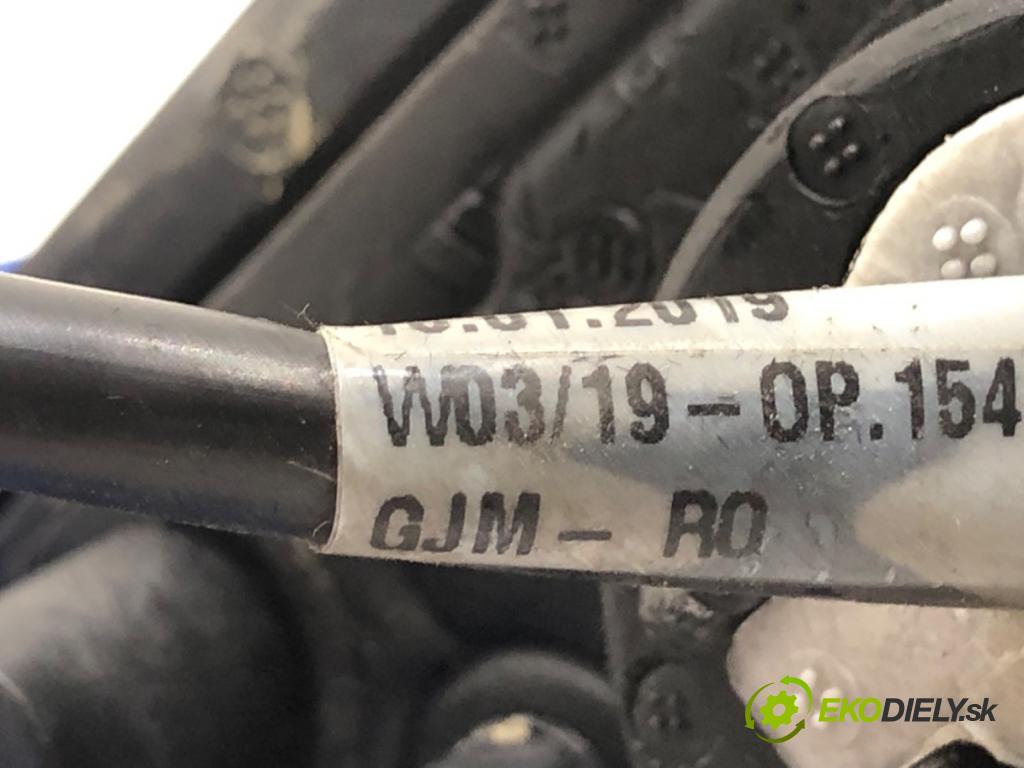 CITROEN BERLINGO III nadwozie wielkoprzestrzenne (MPV) 2019 73 kW 1.6 BlueHDi 100 1560 zpětné zrcátko levý