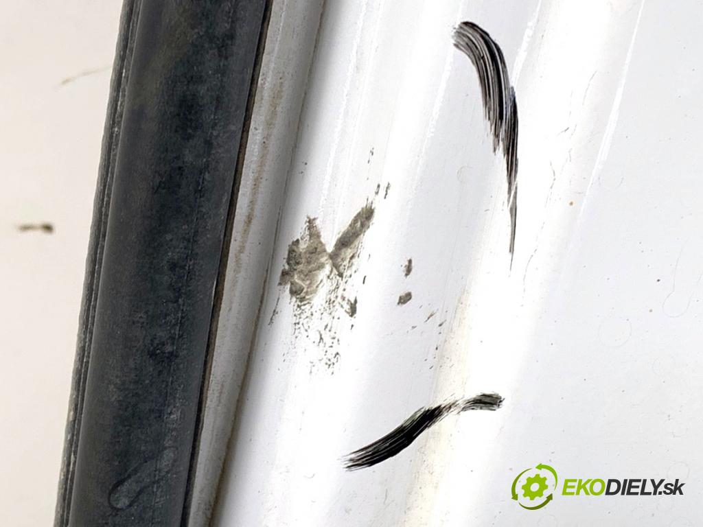 CITROEN BERLINGO III nadwozie wielkoprzestrzenne (MPV) 2019 73 kW 1.6 BlueHDi 100 1560 dveře zadní část pravé  (Klika dveří ostatní)