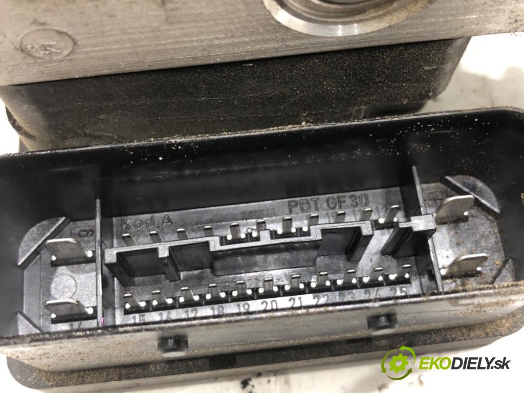 SKODA OCTAVIA II liftback 2007 77 kW 1.9 TDI 1896 Pumpa ABS 1K0614117J 1K0907379P (Pumpa ABS)