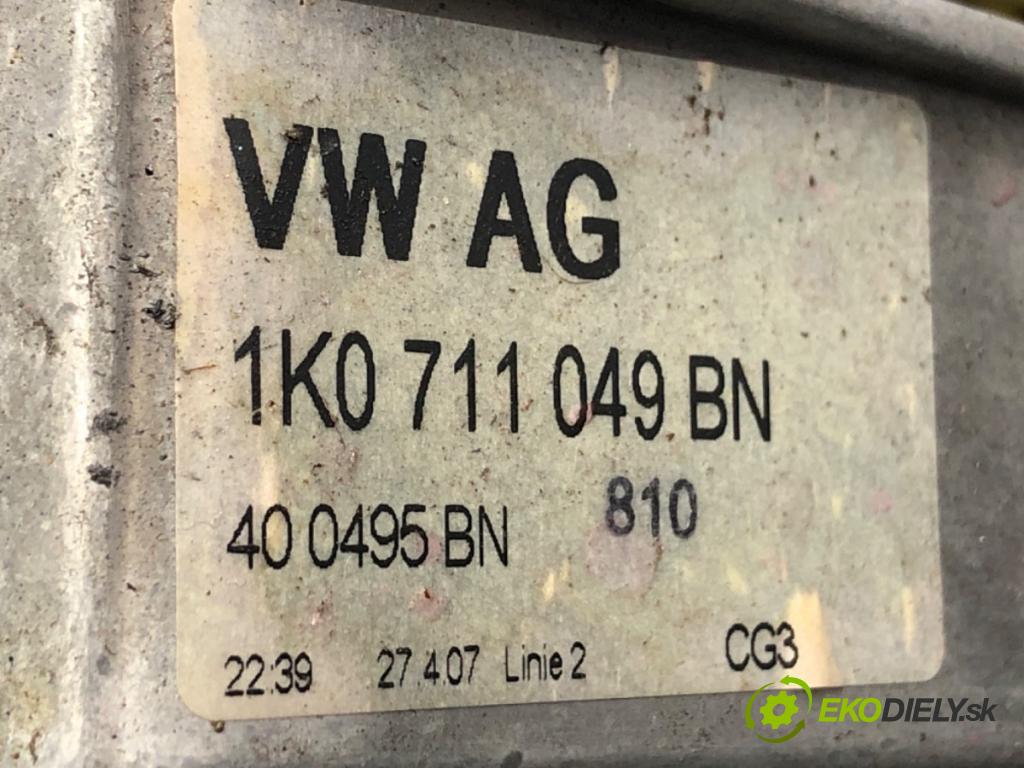 SKODA OCTAVIA II liftback 2007 77 kW 1.9 TDI 1896 Kulisa 1K0711049BN (Rýchlostná páka (kulisa))