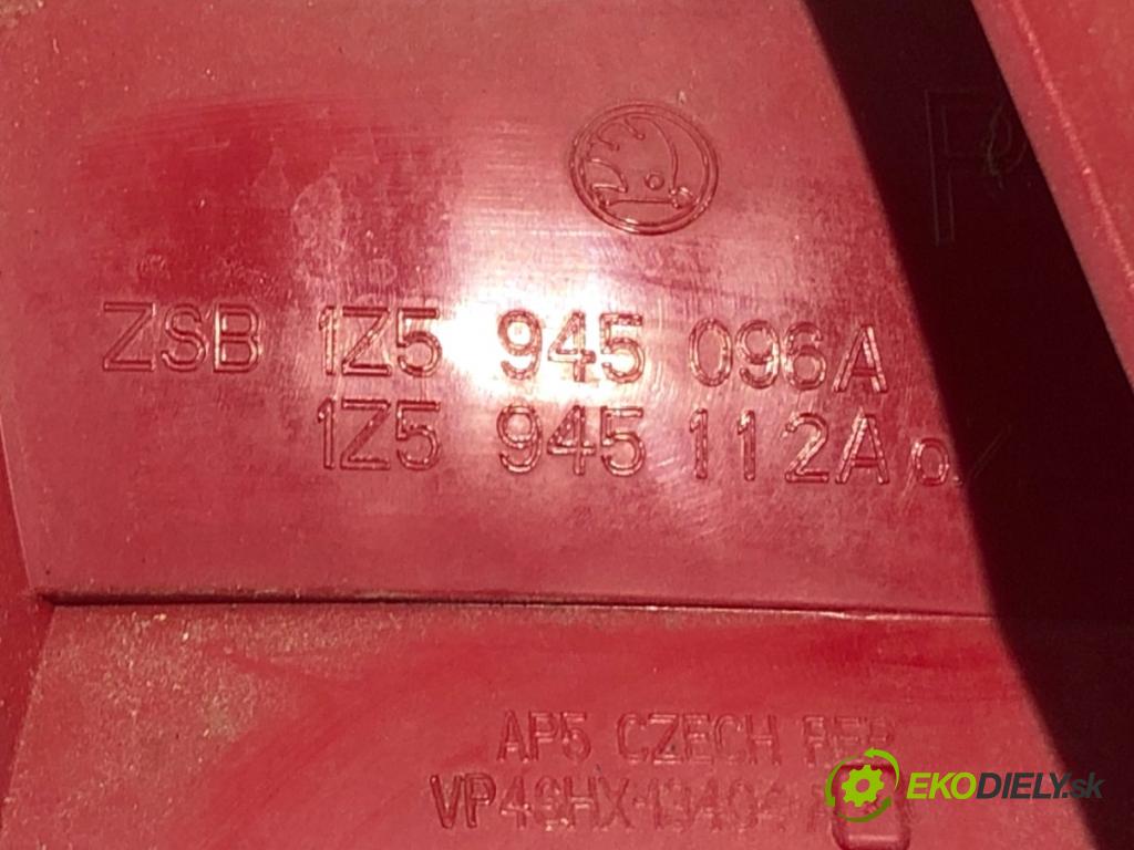 SKODA OCTAVIA II liftback 2007 77 kW 1.9 TDI 1896 světlo pravý zadní část 1Z5945096A
