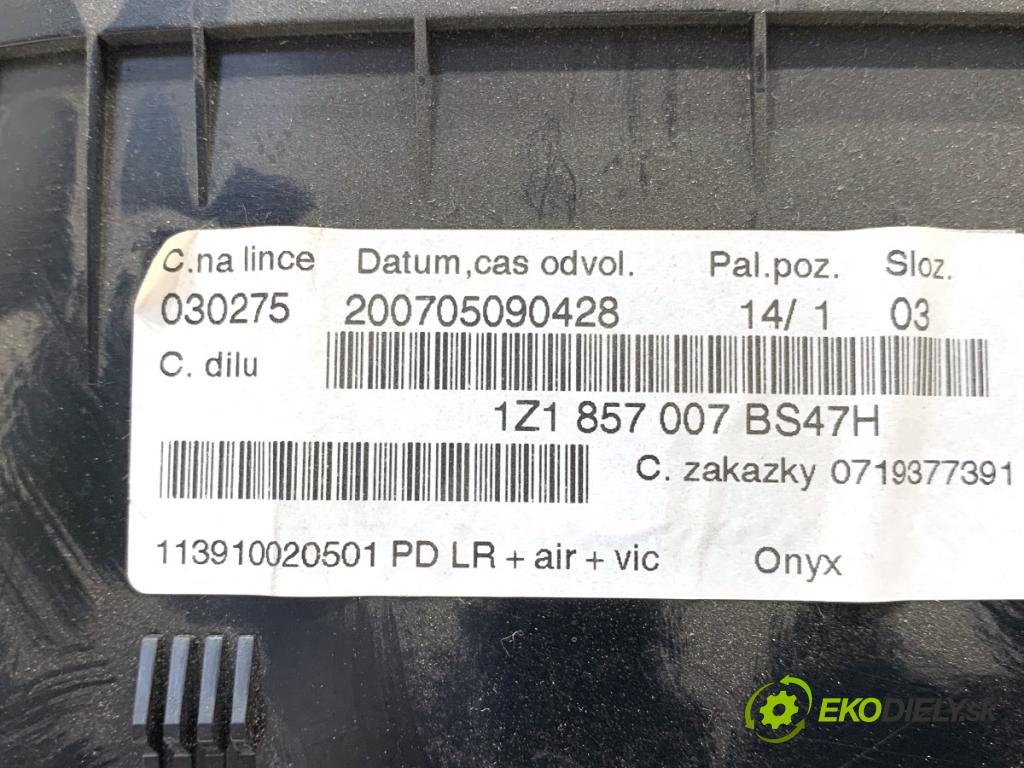 SKODA OCTAVIA II liftback 2007 77 kW 1.9 TDI 1896 Prístrojovka 1Z0920812D (Prístrojová doska)