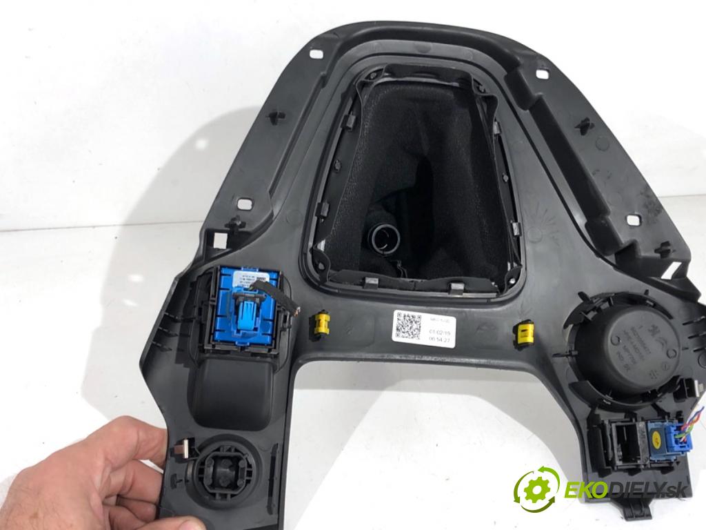 CITROEN BERLINGO III nadwozie wielkoprzestrzenne (MPV) 2019 73 kW 1.6 BlueHDi 100 1560 manžeta 9816563777 (Řadicí páka (kulisa) )