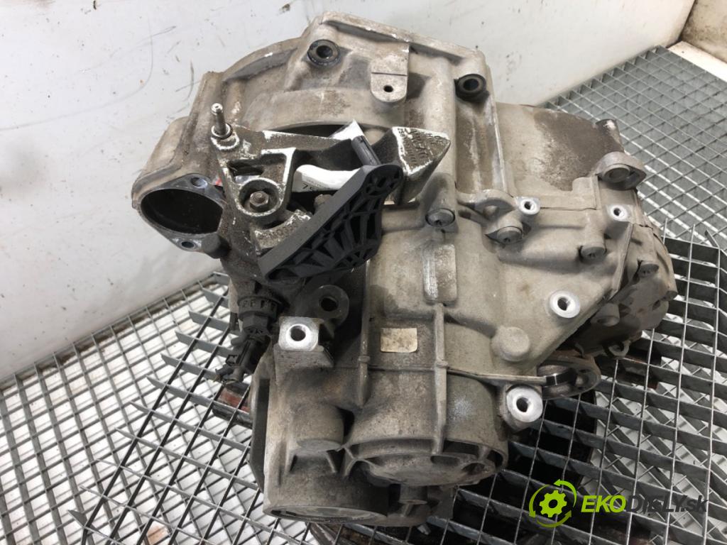 VW GOLF VII Kombi 2014 110 kW 2.0 TDI 1968 Prevodovka PFL (Prevodovka)