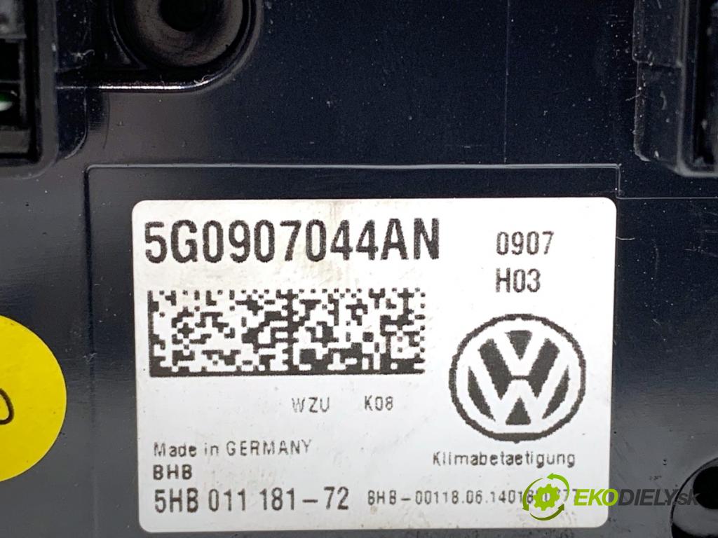 VW GOLF VII Kombi 2014 110 kW 2.0 TDI 1968 Panel ovládania kúrenia 5G0907044AN (Prepínacie páčky pod volantom)