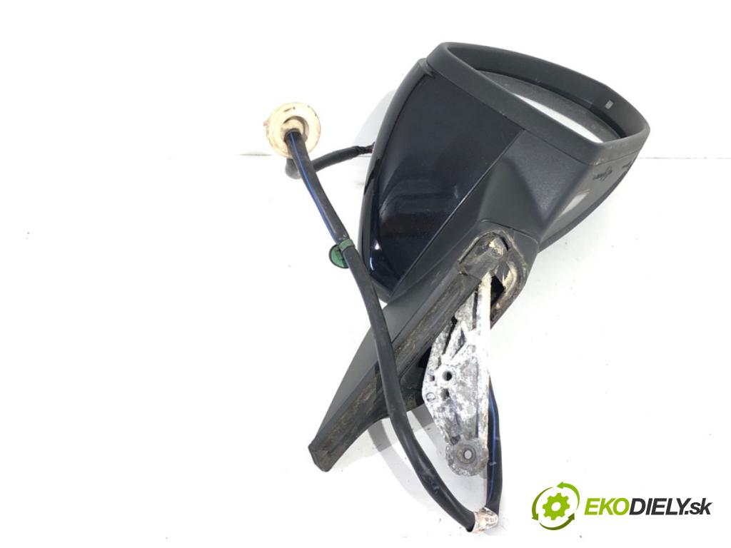 VW GOLF VII Kombi 2014 110 kW 2.0 TDI 1968 zpětné zrcátko pravý