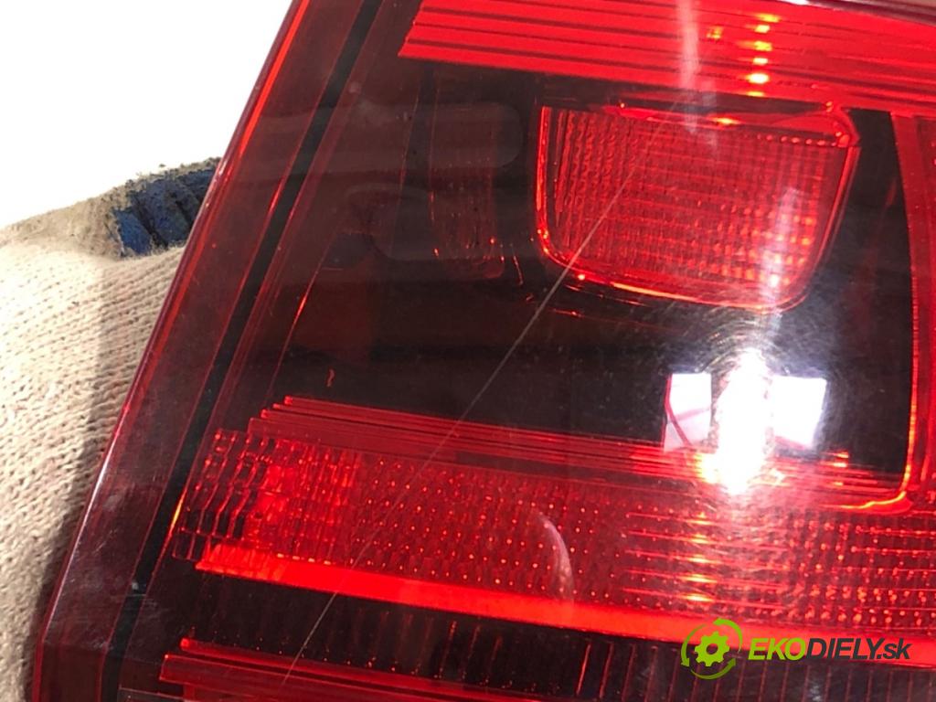 VW GOLF VII Kombi 2014 110 kW 2.0 TDI 1968 světlo pravý zadní část 5G9945096D