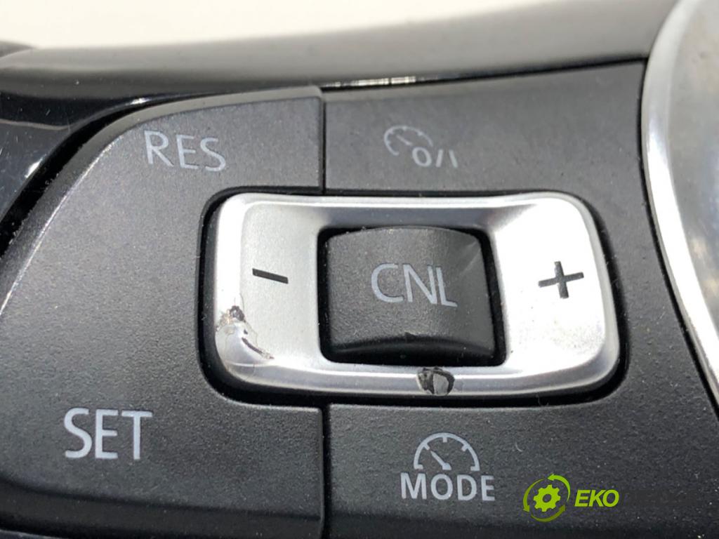 VW GOLF VII Kombi 2014 110 kW 2.0 TDI 1968 Volant 5G0419091DL (Volant)