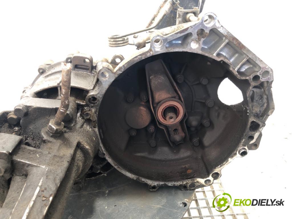 VW TRANSPORTER T4 Skrzynia 1991 57 kW 2.4 D 2370 Prevodovka  (Prevodovka)