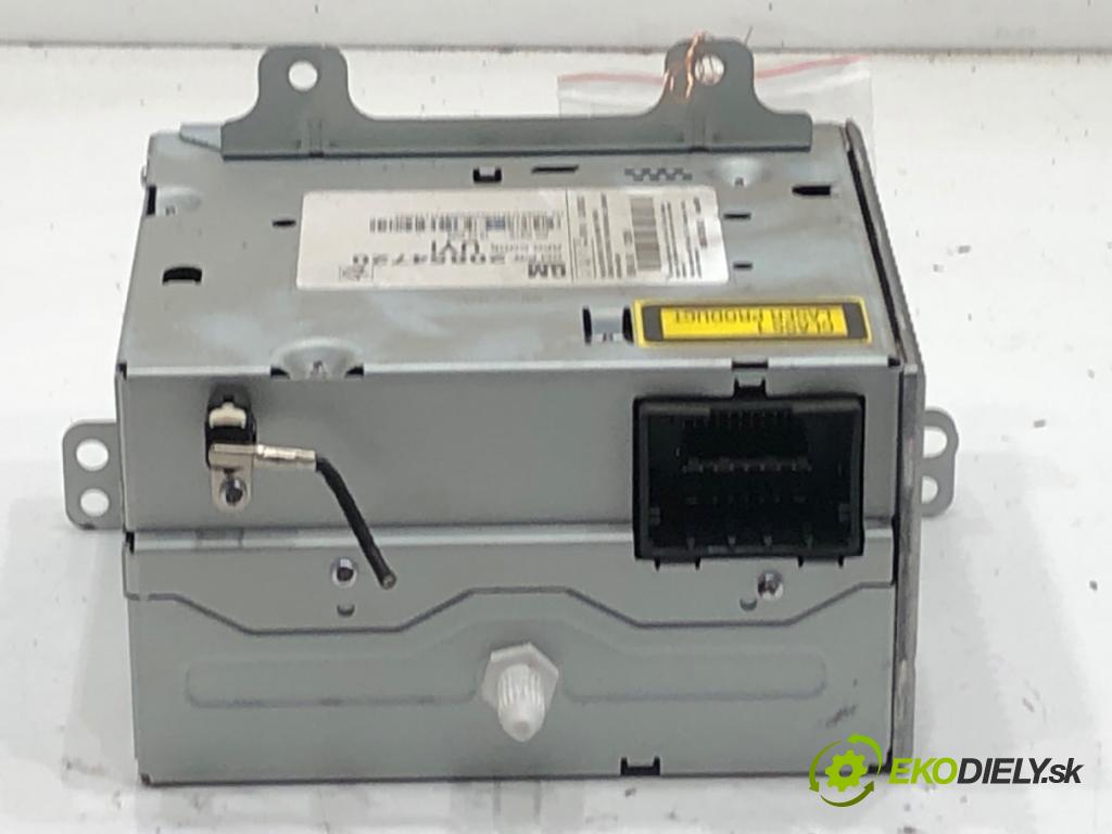 OPEL INSIGNIA A Kombi 2009 81 kW 2.0 CDTI (35) 1956 RADIO 20854720 (Audio zariadenie)